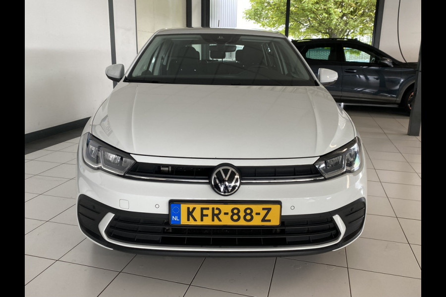 Volkswagen Polo 1.0 TSI Life automaat 5 Drs Carplay /Stoelverwarming / Navigatie / Cruise controle