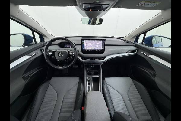 Škoda Enyaq iV SOH 92% 60 Trekhaak Navi Ecc Cruise Control Camera Apple Carplay Android Auto Pdc Lmv 19" Led P-Assist Led Isofix Keyless Rijstrooksensor Bluetooth Origineel Nederlandse Auto