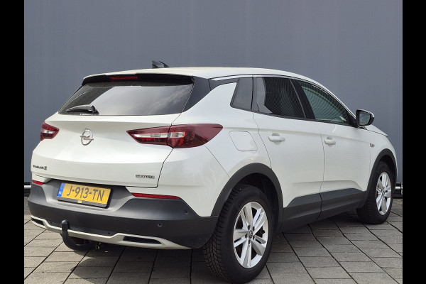 Opel Grandland X BWJ 2020 | 1.2T 131PK Bus Executive | TREKHAAK | CLIMA | CARPLAY | NAVIGATIE | PDC 2X | LICHTMETAAL |