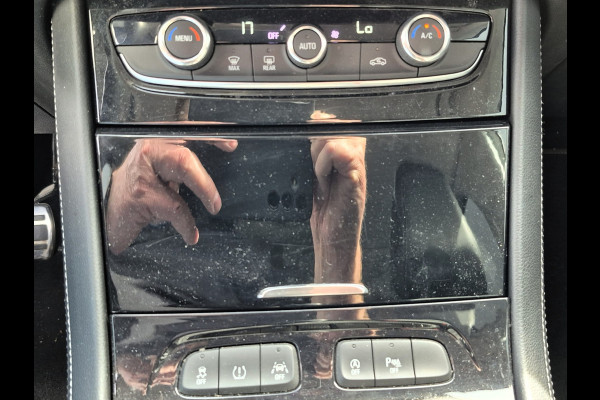 Opel Grandland X BWJ 2020 | 1.2T 131PK Bus Executive | TREKHAAK | CLIMA | CARPLAY | NAVIGATIE | PDC 2X | LICHTMETAAL |