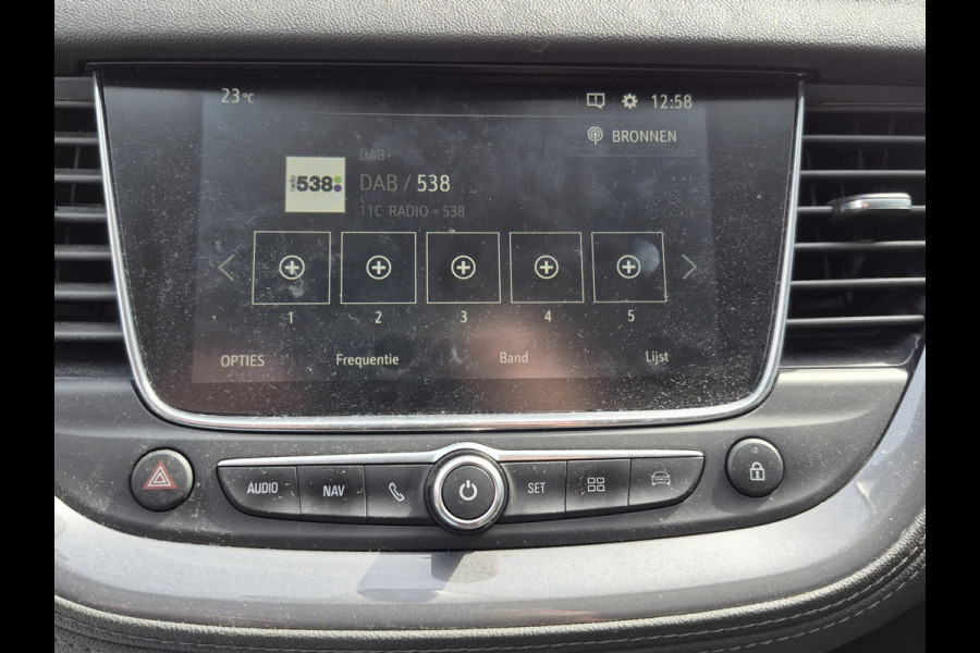 Opel Grandland X BWJ 2020 | 1.2T 131PK Bus Executive | TREKHAAK | CLIMA | CARPLAY | NAVIGATIE | PDC 2X | LICHTMETAAL |