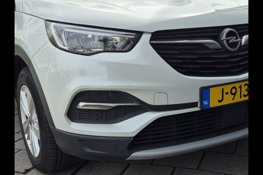 Opel Grandland X BWJ 2020 | 1.2T 131PK Bus Executive | TREKHAAK | CLIMA | CARPLAY | NAVIGATIE | PDC 2X | LICHTMETAAL |