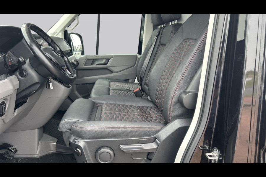 Volkswagen Crafter 35 2.0 TDI L3H2 Exclusive Hero Edition, Leder,betimmering,trekhaak,Chaffeursstoel met massage,stuurverwarming Voorruitverwarming