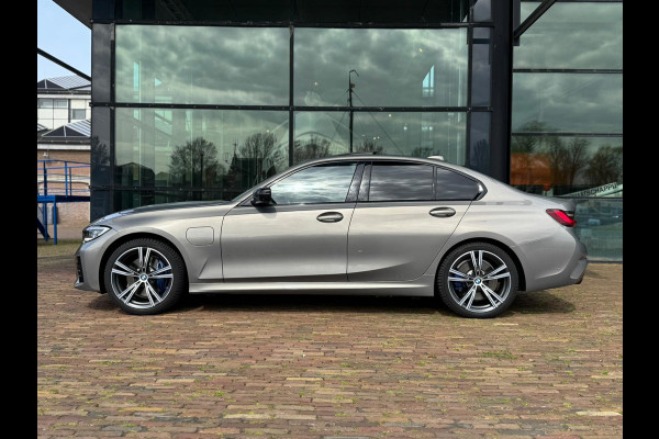 BMW 3-serie 330e M Sport |Head-Up|H&K|Pano|Laser|Driving|Trekhaak|