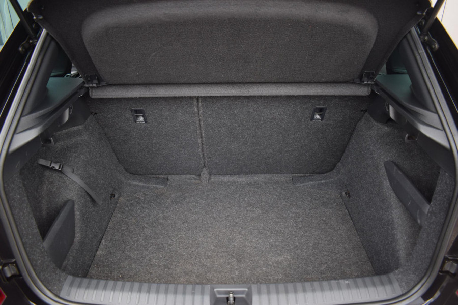 Škoda Kamiq 1.0 TSI Sport Business | Sportstoelen | Apple CarPlay | Climate | Cruise