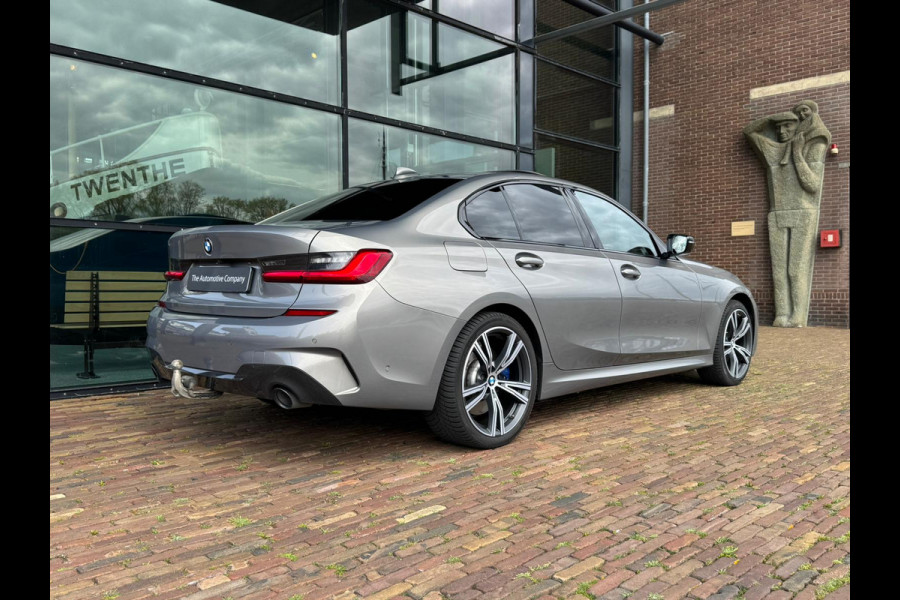 BMW 3-serie 330e M Sport |Head-Up|H&K|Pano|Laser|Driving|Trekhaak|