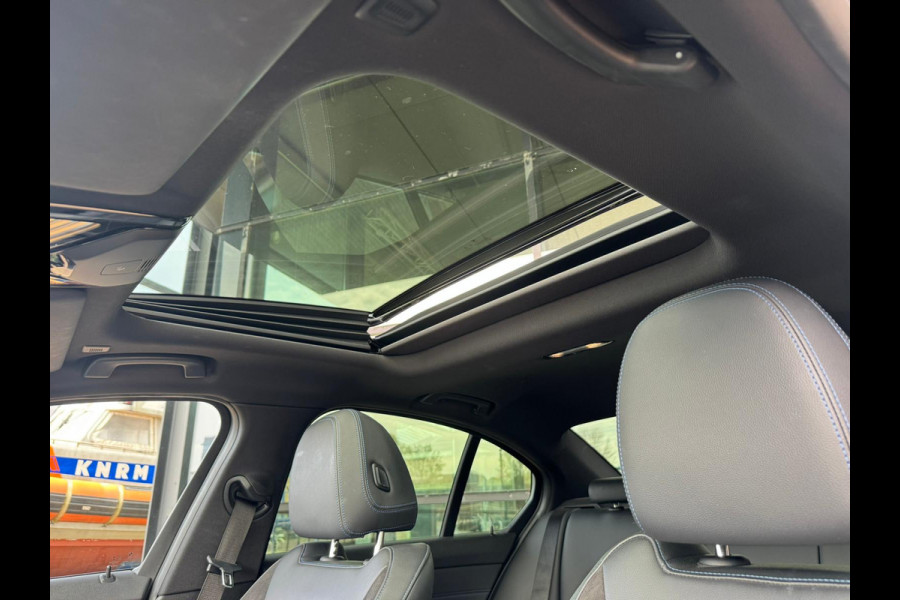 BMW 3-serie 330e M Sport |Head-Up|H&K|Pano|Laser|Driving|Trekhaak|