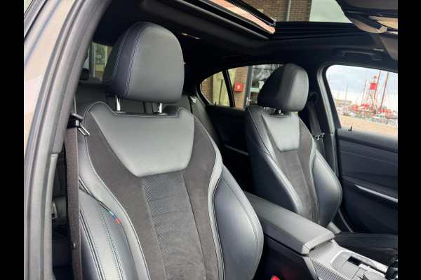 BMW 3-serie 330e M Sport |Head-Up|H&K|Pano|Laser|Driving|Trekhaak|