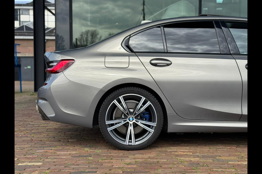 BMW 3-serie 330e M Sport |Head-Up|H&K|Pano|Laser|Driving|Trekhaak|