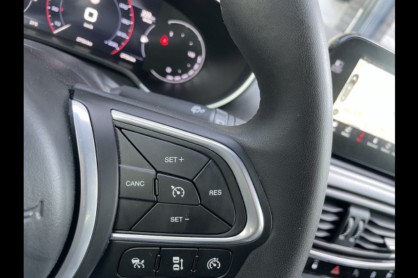 Fiat Tipo Cross 1.0 Cross Airco - Achteruitrijcamera - Parkeersensoren - Navigatie - Stoelverwarming - U-connect - Licht metalen velgen 17 inch - Trekhaak afneembaar - Cruise control - Radio - Mistlampen - Bluetooth - Dakrails - Elektrische ramen - Extra getint glas achter - Led verlichting - Start/stop systeem - Nieuw bij ons geleverd