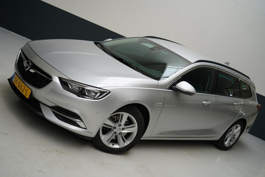 Opel Insignia Sports Tourer 1.5 Turbo EcoTec Online Edition+ | Blind-Spot | Keurig onderhouden | Trekhaak | Sportstoelen | Navigatie