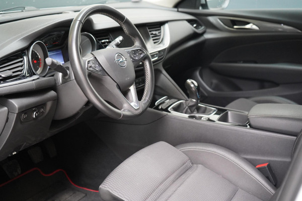 Opel Insignia Sports Tourer 1.5 Turbo EcoTec Online Edition+ | Blind-Spot | Keurig onderhouden | Trekhaak | Sportstoelen | Navigatie