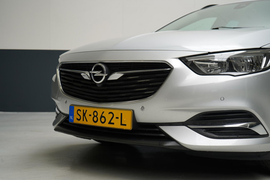 Opel Insignia Sports Tourer 1.5 Turbo EcoTec Online Edition+ | Blind-Spot | Keurig onderhouden | Trekhaak | Sportstoelen | Navigatie
