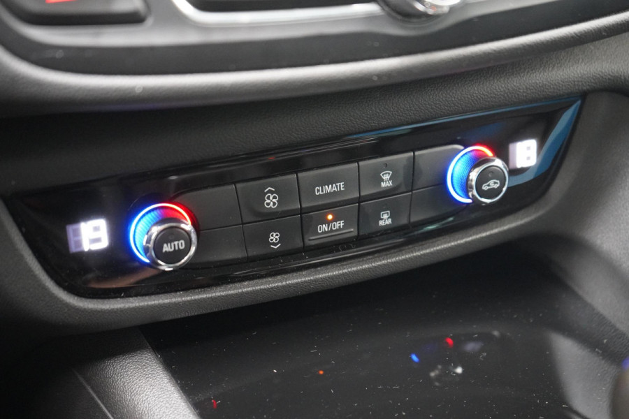 Opel Insignia Sports Tourer 1.5 Turbo EcoTec Online Edition+ | Blind-Spot | Keurig onderhouden | Trekhaak | Sportstoelen | Navigatie