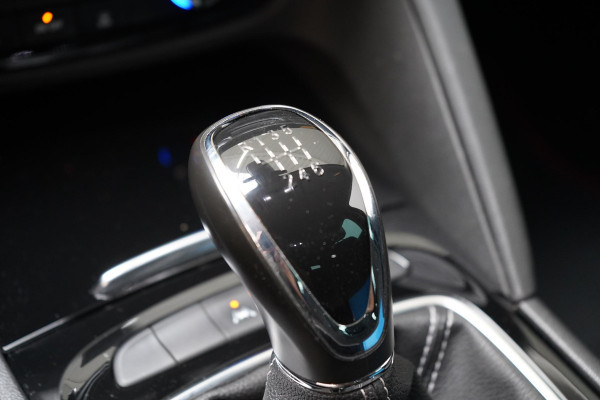 Opel Insignia Sports Tourer 1.5 Turbo EcoTec Online Edition+ | Blind-Spot | Keurig onderhouden | Trekhaak | Sportstoelen | Navigatie