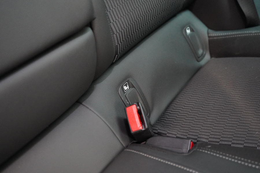 Opel Insignia Sports Tourer 1.5 Turbo EcoTec Online Edition+ | Blind-Spot | Keurig onderhouden | Trekhaak | Sportstoelen | Navigatie