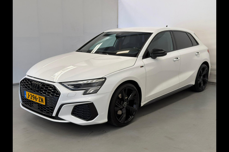 Audi A3 Sportback 30 TFSI Black Edition / S Line / Virtual / CarPlay