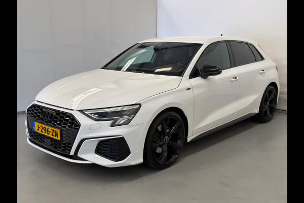 Audi A3 Sportback 30 TFSI Black Edition / S Line / Virtual / CarPlay
