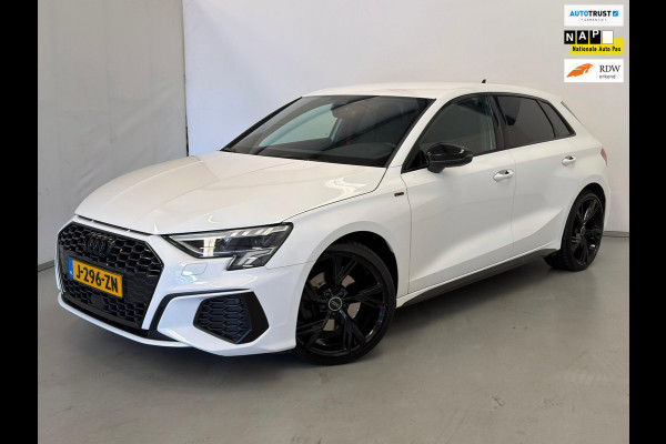 Audi A3 Sportback 30 TFSI Black Edition / S Line / Virtual / CarPlay