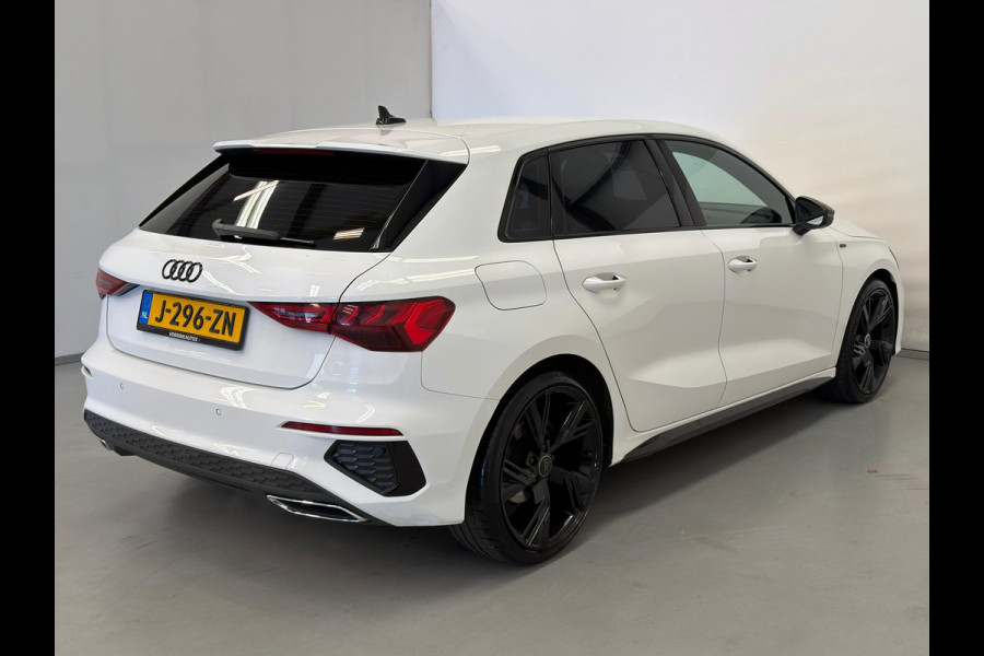 Audi A3 Sportback 30 TFSI Black Edition / S Line / Virtual / CarPlay