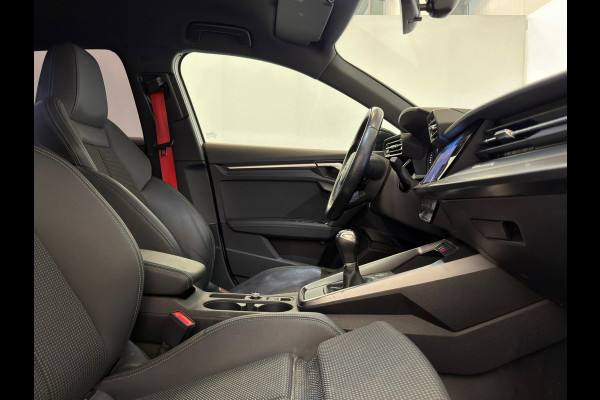 Audi A3 Sportback 30 TFSI Black Edition / S Line / Virtual / CarPlay