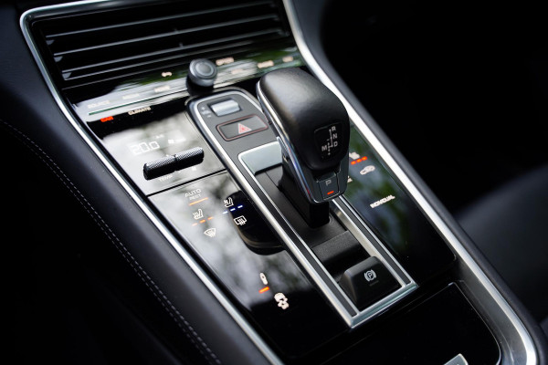 Porsche Panamera Sport Turismo 2.9 4S E-Hybrid P.T.S. Aventuringreen