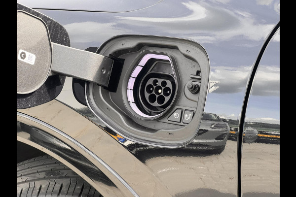 Ford Kuga 2.5 PHEV ST-Line X 243pk | Winterpack | Driver Assistance Pack | AGR-Stoelen | Orig. NL auto