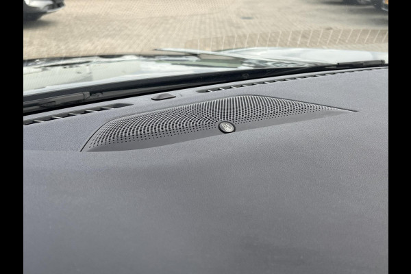 Ford Kuga 2.5 PHEV ST-Line X 243pk | Winterpack | Driver Assistance Pack | AGR-Stoelen | Orig. NL auto