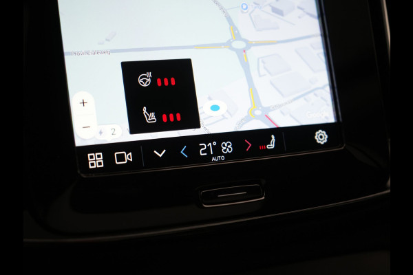 Volvo XC40 Recharge Twin Ultimate 78 kWh 408pk Dealer O.H. | Trekhaak Af Fabriek | Panodak | 360 Camera | Adaptive Cruise | Harman / Kardon | Alcantara Sportstoelen Memory & Verwarmd | Google Assistent | Keyless | Stuur Verwarmd | Blis |