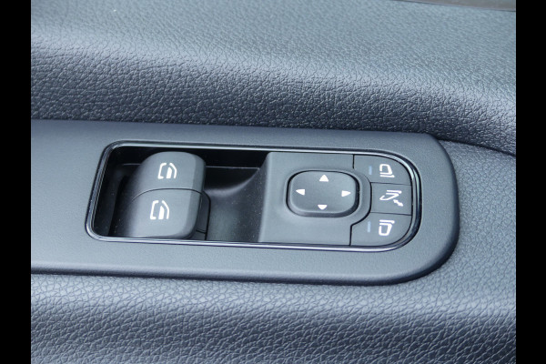Mercedes-Benz Sprinter 315 CDI L2H2 3500KG Trekgewicht Camera/Navigatie/Side bars