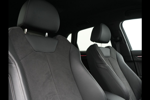 Audi Q3 45 TFSI e S edition PHEV 245pk Dealer O.H. | Adaptive Cruise | Camera | Matrix LED | Sonos Audio | Alcantara Sportstoelen Memory & Verwarmd | Sfeerverlichting | S Line Interieur | Keyless | Blis | Navigatie | DAB | Plug In Hybrid |