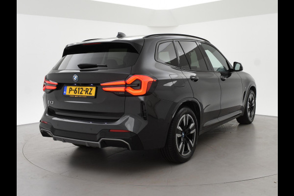 BMW iX3 80 kWh FACELIFT M-SPORT SOH 98,8% + TREKHAAK | SPORTSTOELEN LEDER | PANORAMA | ADAPTIVE CRUISE | MEMORY