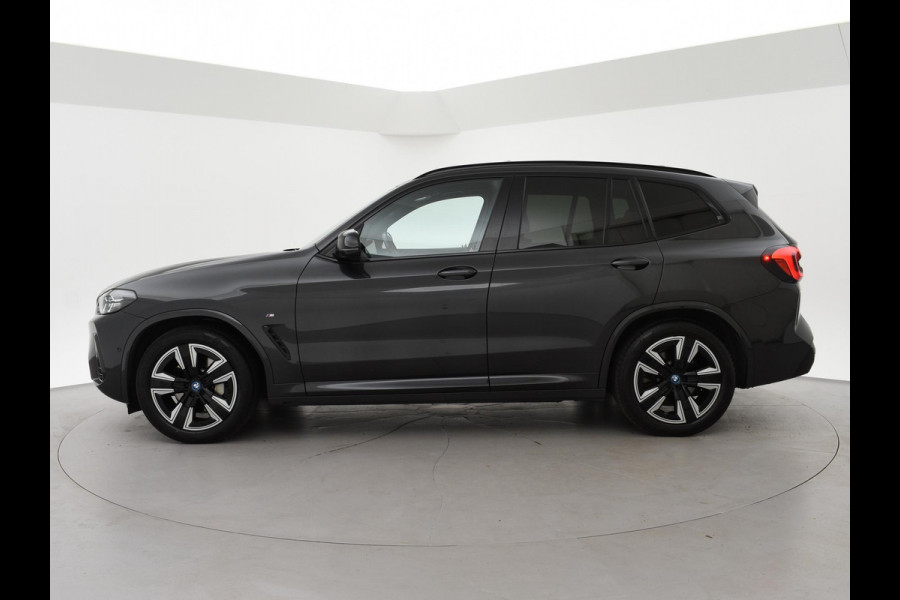 BMW iX3 80 kWh FACELIFT M-SPORT SOH 98,8% + TREKHAAK | SPORTSTOELEN LEDER | PANORAMA | ADAPTIVE CRUISE | MEMORY
