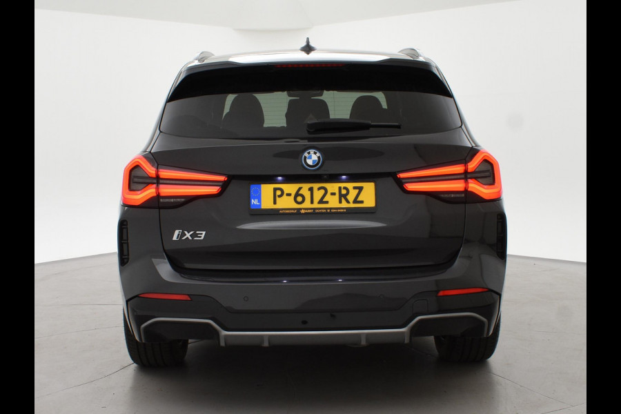 BMW iX3 80 kWh FACELIFT M-SPORT SOH 98,8% + TREKHAAK | SPORTSTOELEN LEDER | PANORAMA | ADAPTIVE CRUISE | MEMORY