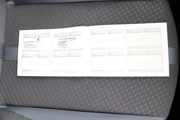 Peugeot e-2008 EV 50 kWh*3FASE*3D-COCKPIT*CARPLAY*NAVI*ECC*CAMERA