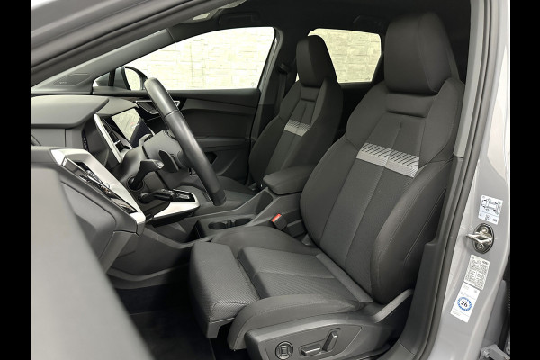 Audi Q4 e-tron 45 Quattro 77 kWh | ACC | Sonos-Sound | Head-Up | 95% SOH | Sportstoelen | Keyless-Entry | Memory | Groot Navi | Virtual-Cockpit | Getint Glas | 3-Zone Clima | Zwarte Hemel | LED | Carplay | Standkachel | Achteruitrij-Camera | Stoelverwarming |