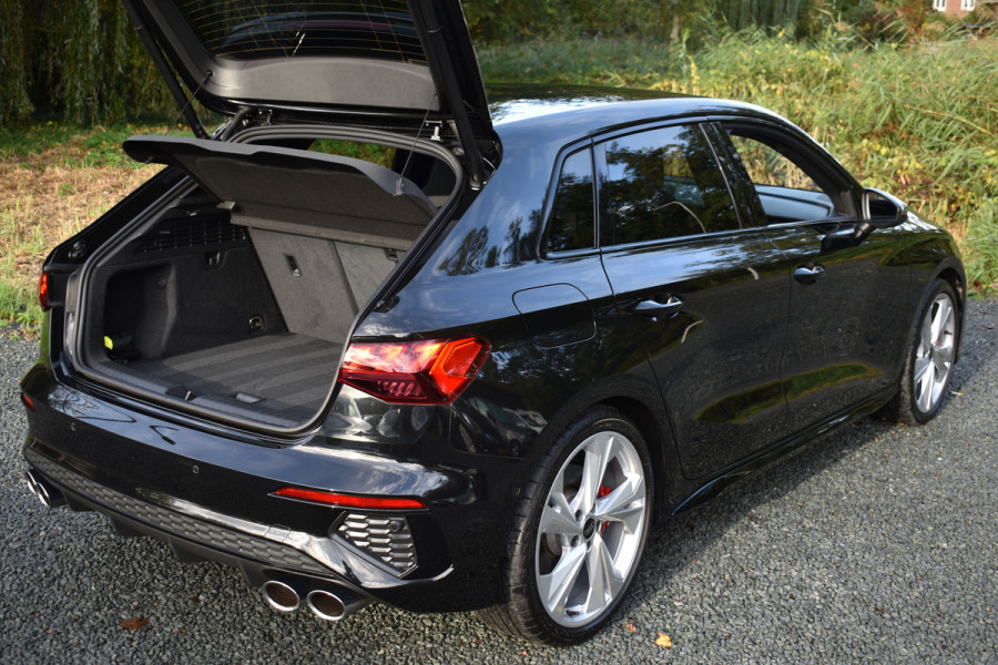 Audi A3 Sportback 2.0 TFSI S3 QUATTRO 310PK S-TRONIC S3-SPORT CAMERA/LEDER/CARPLAY