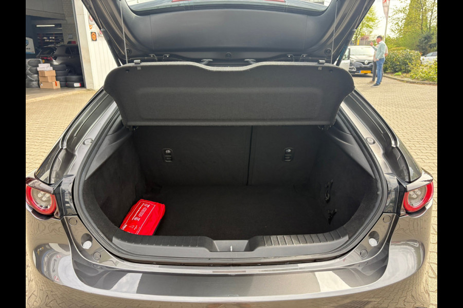 Mazda 3 2.0 e-SkyActiv-G M Hybrid 122 (RIJKLAARPRIJS/BOVAG)