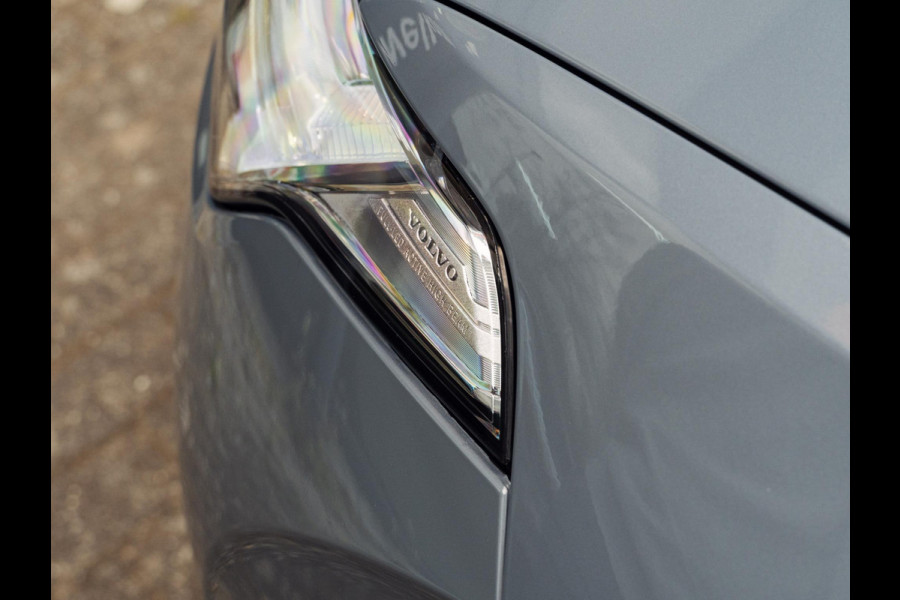 Volvo XC90 2.0 T8 Recharge AWD Ultimate Dark|Panorama |Trekhaak|Massage|Harman Kardon