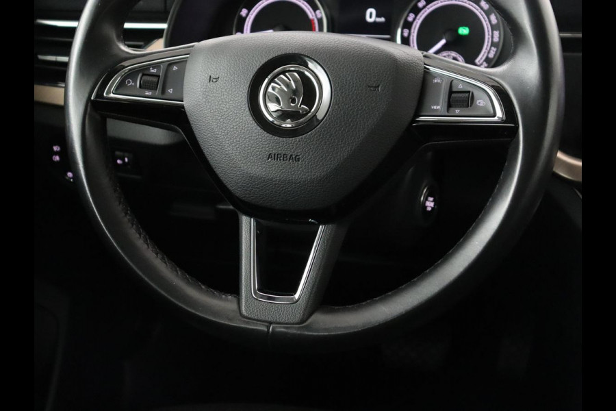 Škoda SCALA 1.0 TSI Style | Automaat | Trekhaak | Carplay | Climate control | Parkeerhulp | Cruise control | Keyless | Bluetooth | Full LED