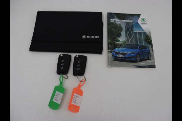 Škoda SCALA 1.0 TSI Style | Automaat | Trekhaak | Carplay | Climate control | Parkeerhulp | Cruise control | Keyless | Bluetooth | Full LED