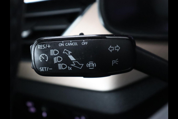 Škoda SCALA 1.0 TSI Style | Automaat | Trekhaak | Carplay | Climate control | Parkeerhulp | Cruise control | Keyless | Bluetooth | Full LED