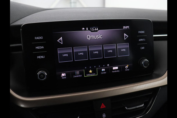 Škoda SCALA 1.0 TSI Style | Automaat | Trekhaak | Carplay | Climate control | Parkeerhulp | Cruise control | Keyless | Bluetooth | Full LED