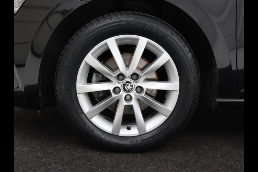 Škoda SCALA 1.0 TSI Style | Automaat | Trekhaak | Carplay | Climate control | Parkeerhulp | Cruise control | Keyless | Bluetooth | Full LED