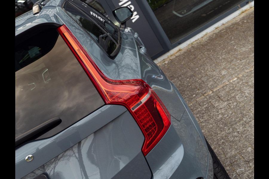 Volvo XC90 2.0 T8 Recharge AWD Ultimate Dark|Panorama |Trekhaak|Massage|Harman Kardon