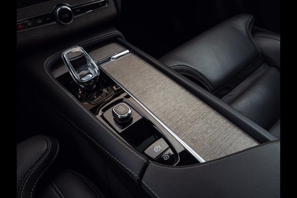 Volvo XC90 2.0 T8 Recharge AWD Ultimate Dark|Panorama |Trekhaak|Massage|Harman Kardon
