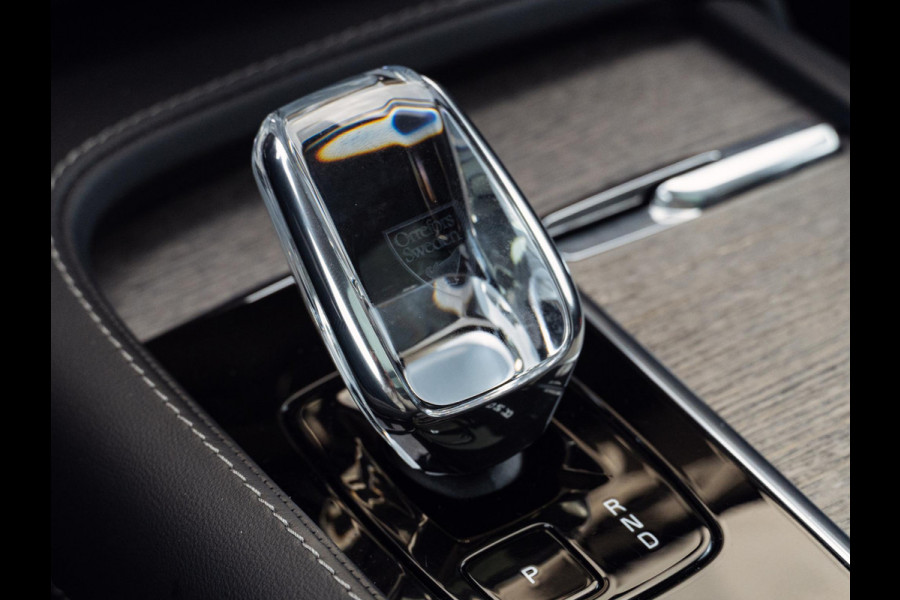 Volvo XC90 2.0 T8 Recharge AWD Ultimate Dark|Panorama |Trekhaak|Massage|Harman Kardon