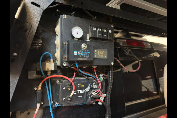 Dodge Ram 1500 5.7 V8 4x4 Crew Cab Rebel|CAMPER|OPBOUW TENT|2xLIER