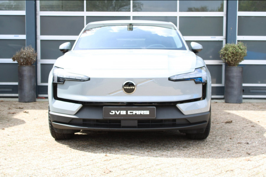 Volvo EX30 Single Motor Extended Range Core 69 kWh