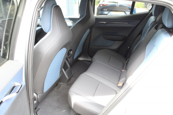 Volvo EX30 Single Motor Extended Range Core 69 kWh